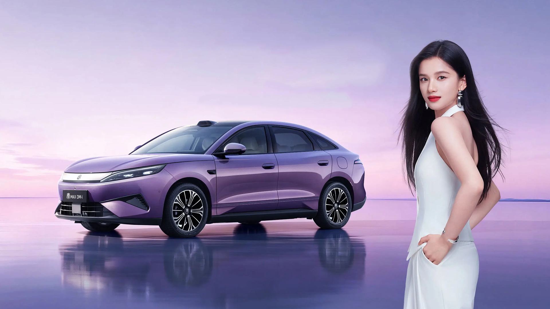 Гибридный автомобиль BYD Qin Max DM-i
